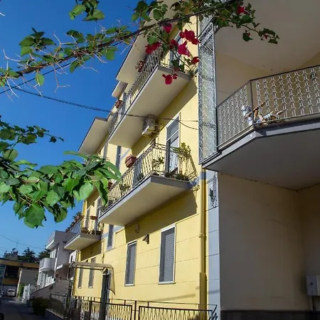 Calabrese Family Villa Pompei Exterior photo
